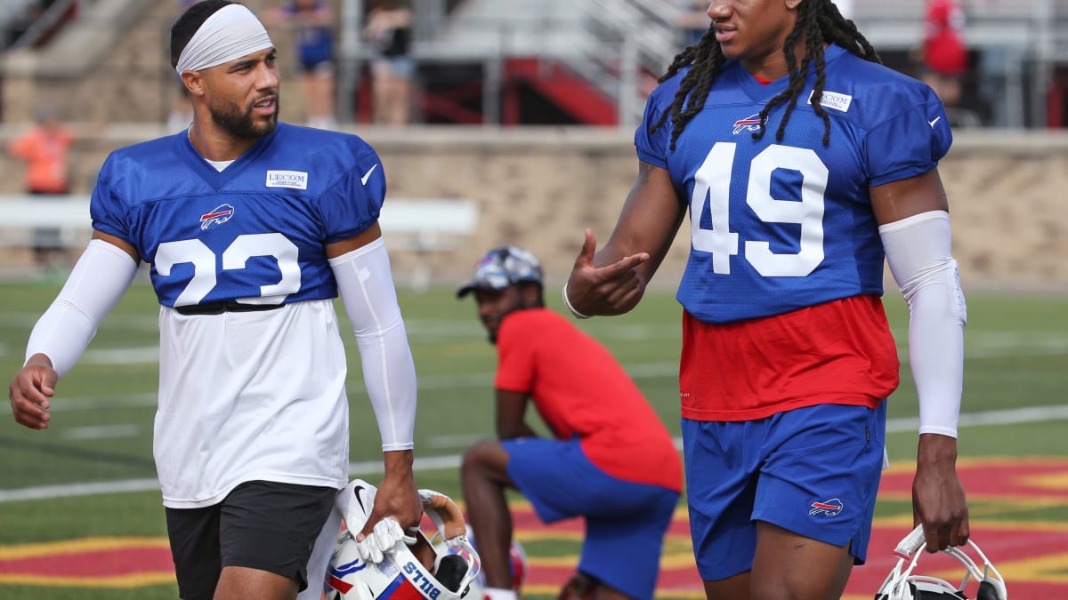 Buffalo Bills linebacker Tremaine Edmunds (49) walks off the field