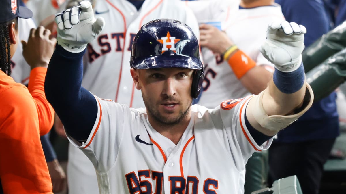 Yordan Álvarez, Alex Bregman Lift Houston Astros Over New York Yankees for  Doubleheader Sweep - Sports Illustrated Inside The Astros