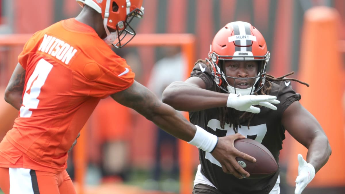 Kareem Hunt needs to continue working hard to be part of Cleveland Browns  in 2019