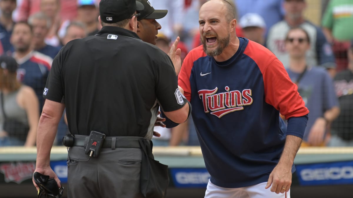 Umpire Ángel Hernández Continues to Go Viral For Botched Calls Upon Return  From Injury - Fastball