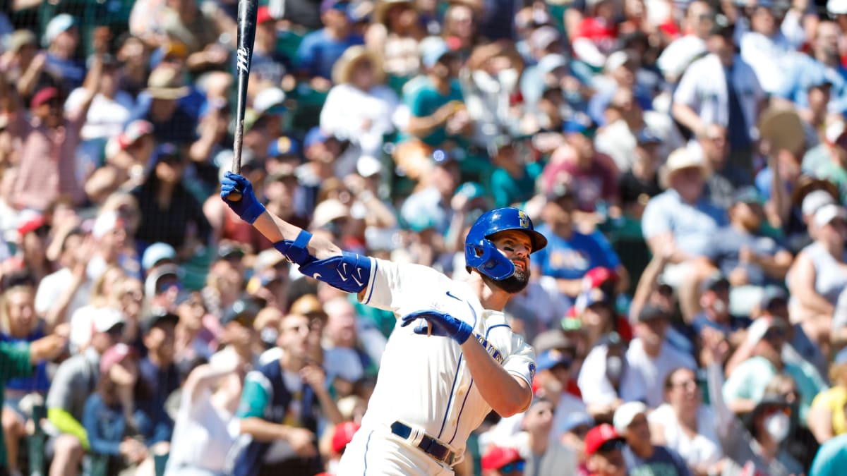 Rye Bread, Mustard and Bulldog Power Seattle Mariners to 6-3 Win Over Los  Angeles Angels - Sports Illustrated Seattle Mariners News, Analysis and More