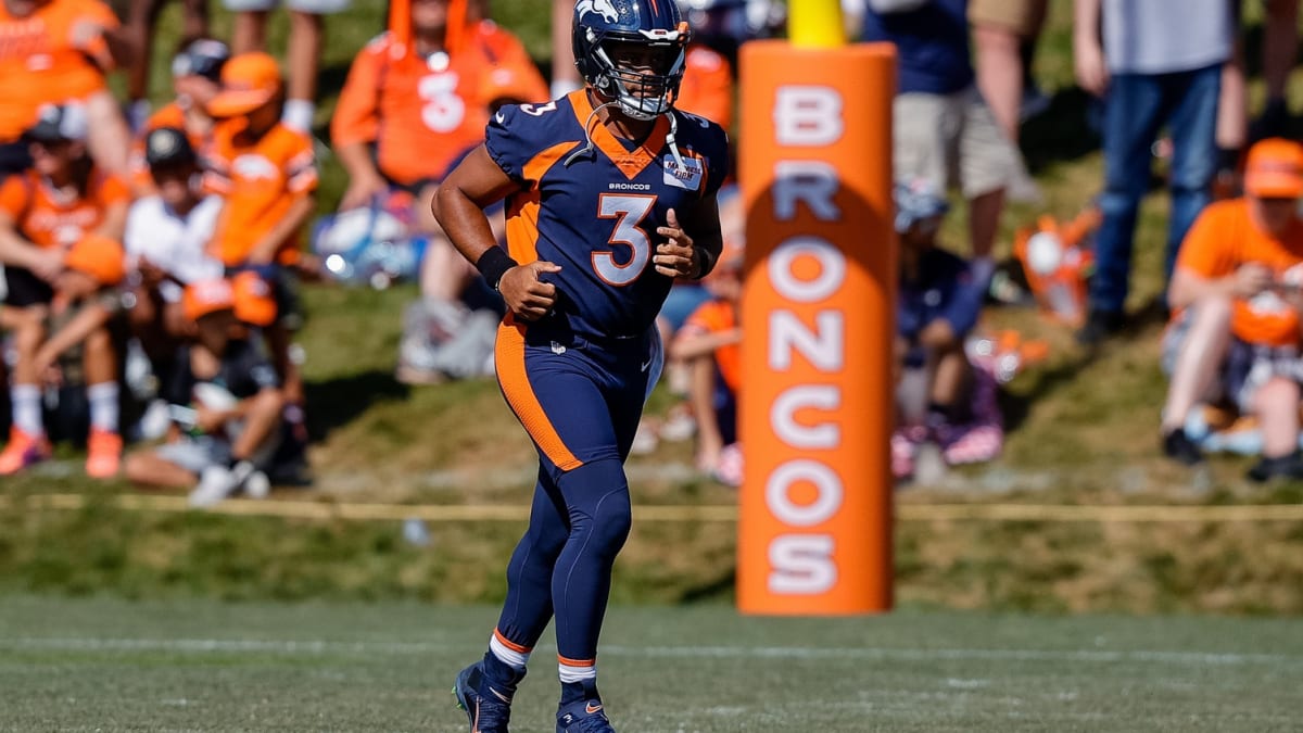 Denver Broncos Training Camp  Day 17: Russell Wilson Hints at What's in  Store - Sports Illustrated Mile High Huddle: Denver Broncos News, Analysis  and More