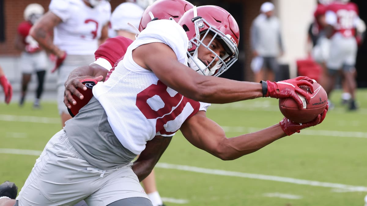 The Recorder - College Football: Alabama's Jones, Smith, Harris lead 6 Tide  AP All-Americans