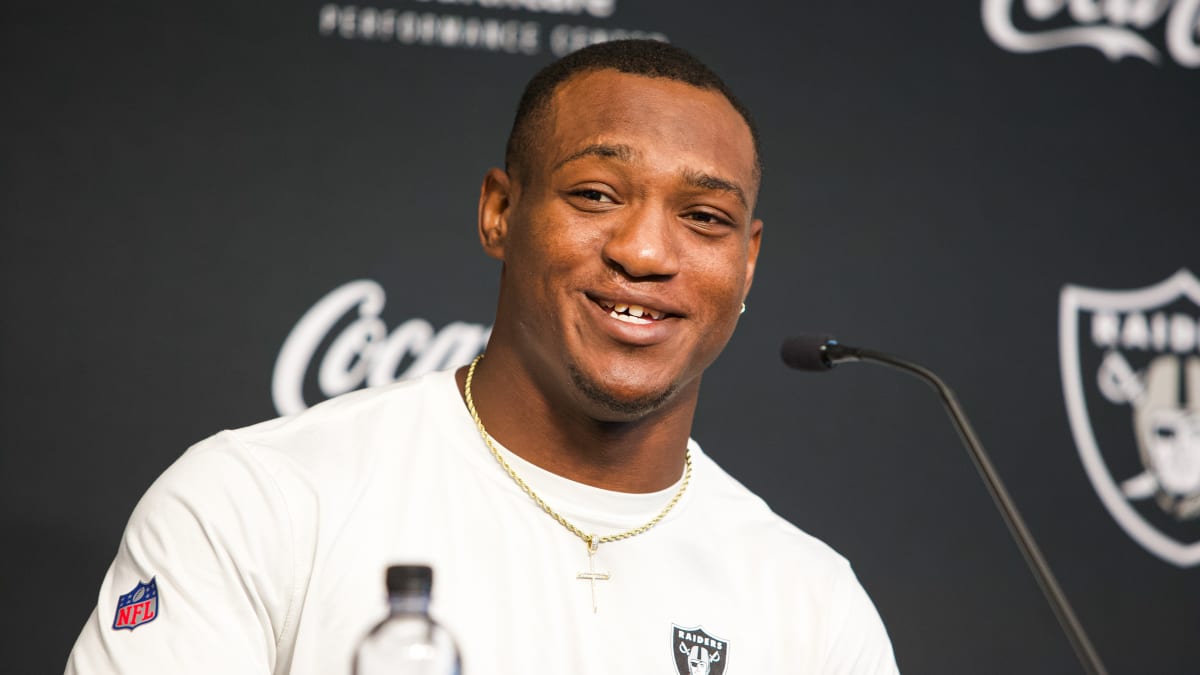 Raiders RB Zamir White has overcome lifetime of obstacles