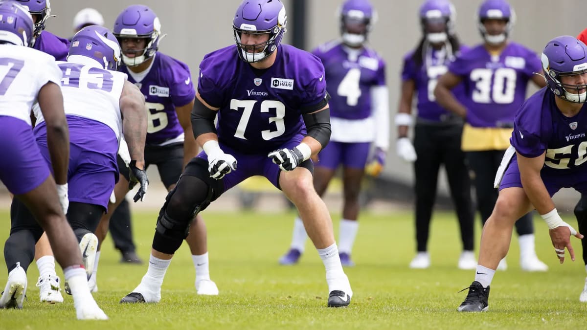 PFF Believes the Vikings Still Need to Improve Their O-Line