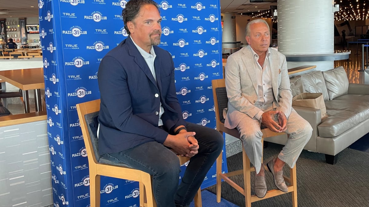 Mike Piazza Talks Old Timers' Day, Rivalry with Braves, Edwin Diaz's  Dominance - Sports Illustrated New York Mets News, Analysis and More