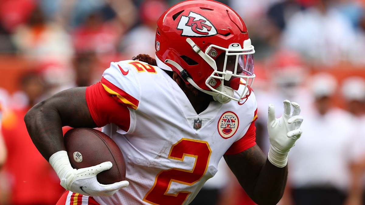 Clyde Edwards-Helaire Ranked as Top Kansas City Chiefs Trade Candidate -  Sports Illustrated Kansas City Chiefs News, Analysis and More