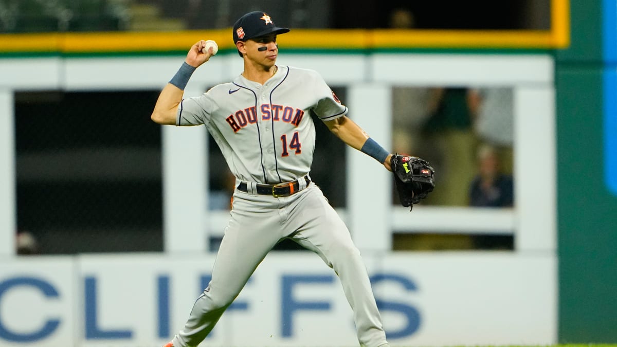 Astros give Mauricio Dubón the day off for Phillies series finale