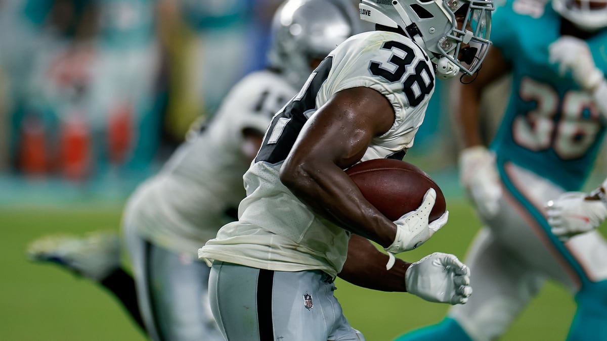 Raiders News: Running back picture gets clearer after 1st roster cuts -  Silver And Black Pride