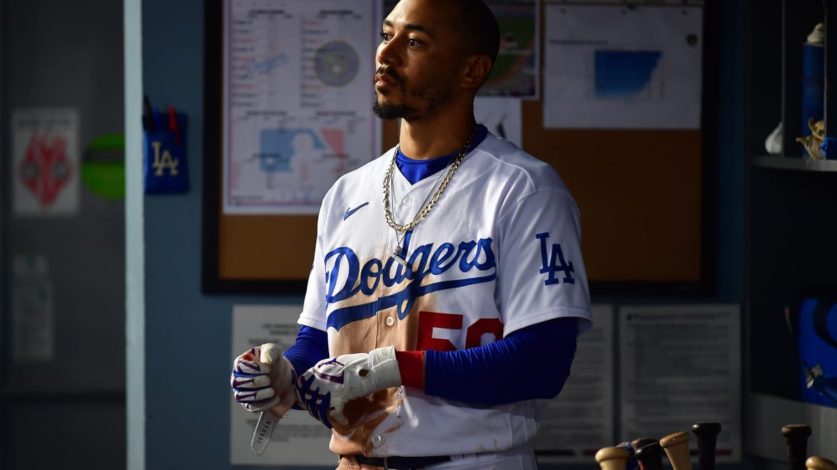 How Dodgers' Mookie Betts packs power into 5-foot-9, 170-pound frame –  Orange County Register