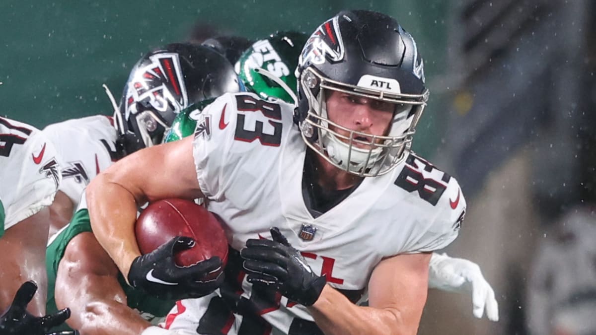 Atlanta Falcons wide receiver Jared Bernhardt (83) runs the ball past New  York Jets cornerback Javelin Guidry (40) during the first half of an NFL  football game, Monday, Aug. 22, 2022, in