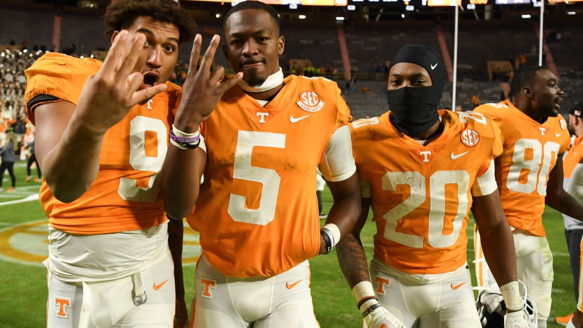 Look: Tennessee Vols Baseball Donning New Uniforms in Lexington