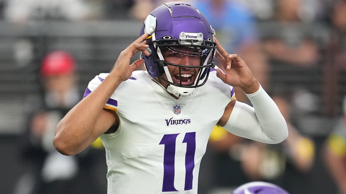 Kellen Mond's No. 11 Vikings jersey in 'hot demand' back home in San Antonio