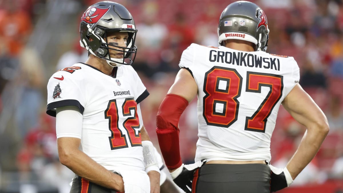 Rob Gronkowski retirement: Fantasy impact for Tom Brady, Cameron Brate, and  other Buccaneers