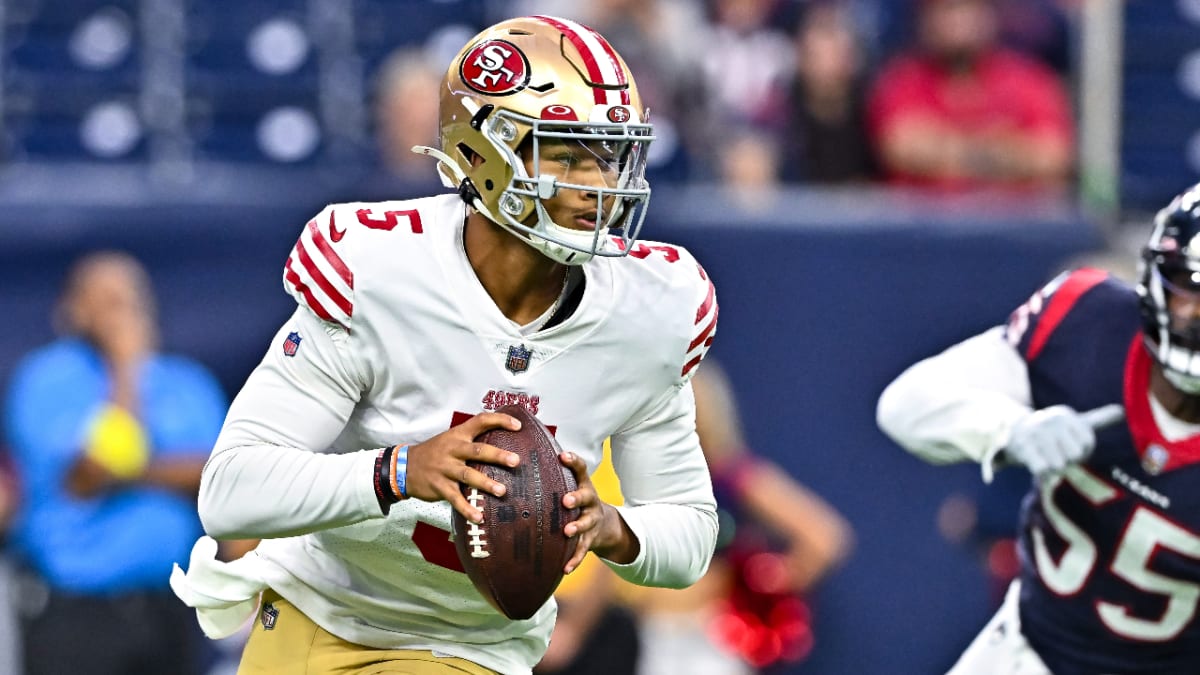 Column: Chicago Bears, San Francisco 49ers diverge on QBs