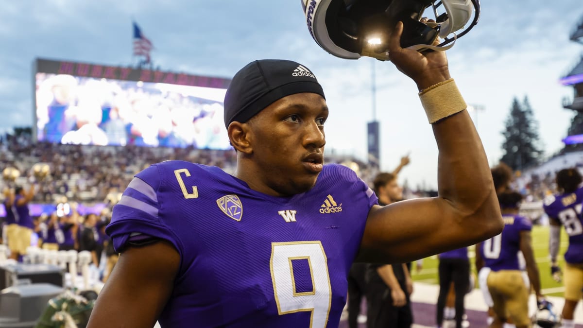 To No Surprise, UW Names Penix as Starting Quarterback - Sports Illustrated Washington  Huskies News, Analysis and More