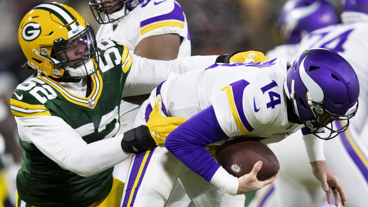 Green Bay Packers linebacker Tipa Galeai (50) defends against