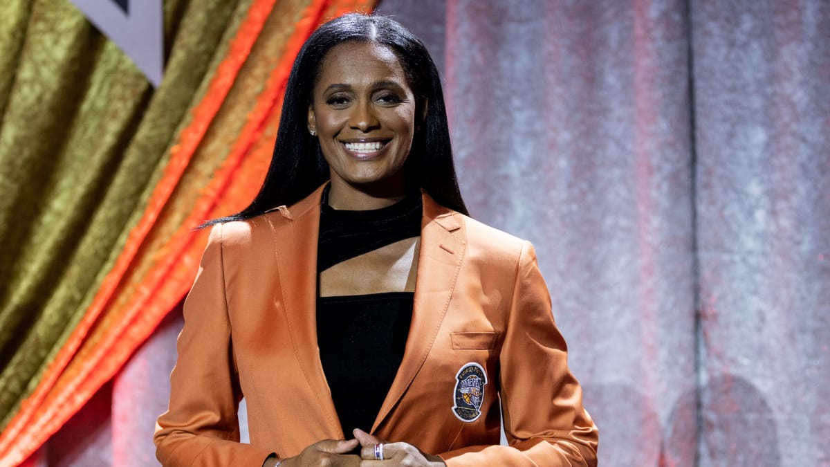 Swin Cash to Join Naismith Memorial Hall of Fame This Weekend