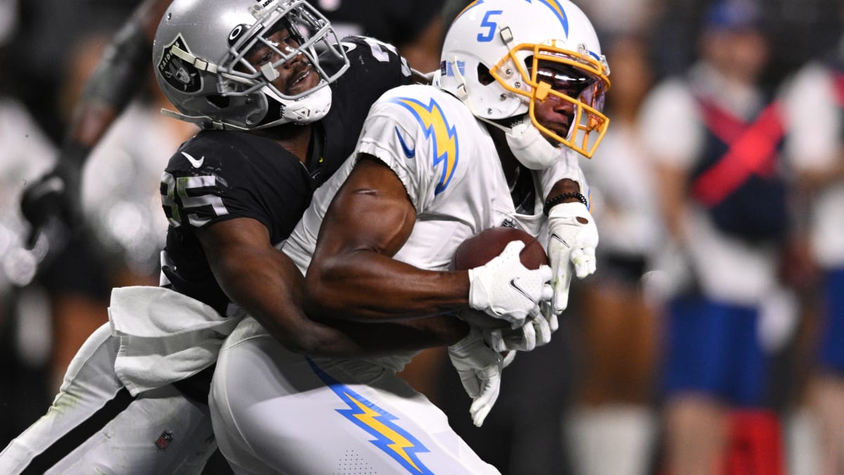 Chargers News: NFL Columnist Believes Khalil Mack Can Build HOF Case in  2023 - Sports Illustrated Los Angeles Chargers News, Analysis and More