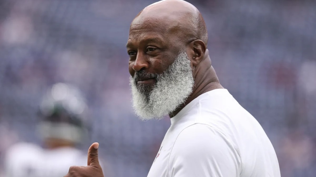 Houston Texans: Lovie Smith has a chance to make a real move