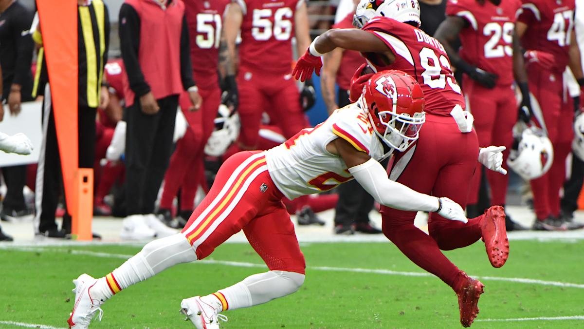 WATCH: Chiefs CB Trent McDuffie makes incredible diving pass breakup