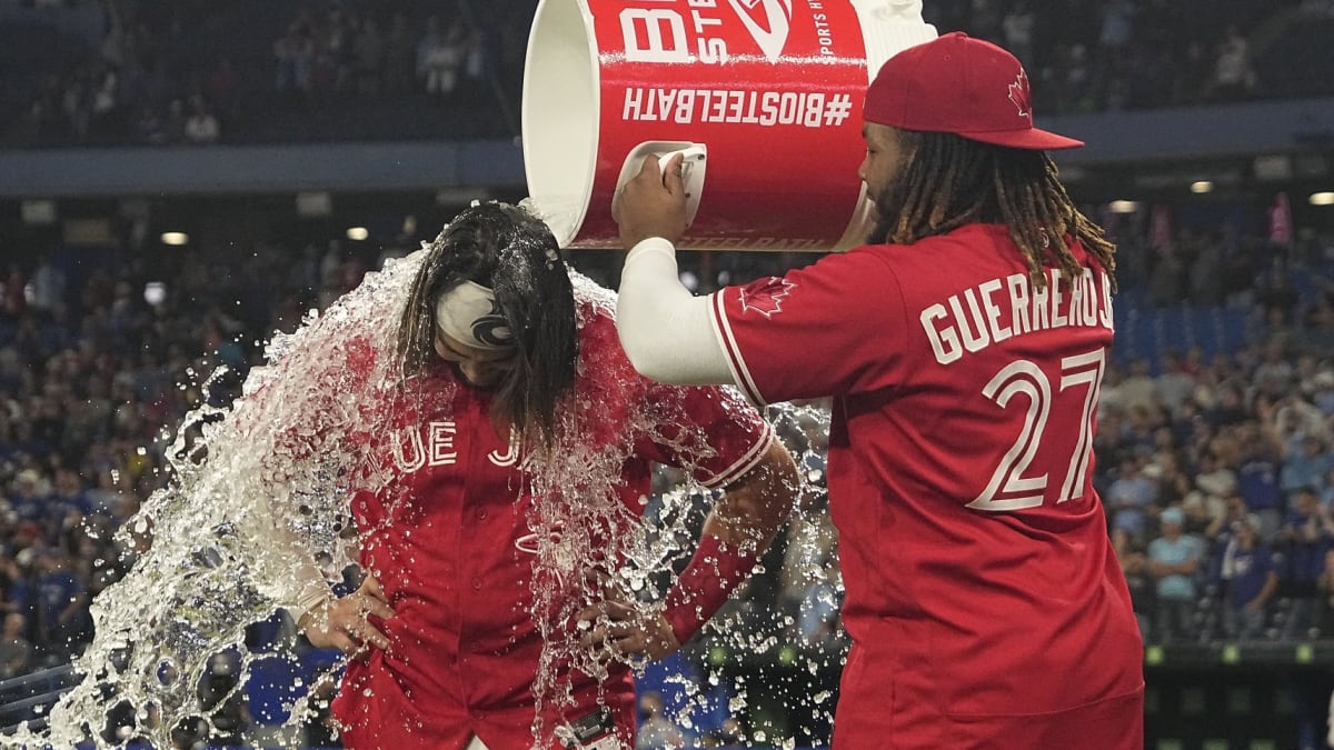 Hernandez, Jansen homer as Jays beat end Rays 5-1