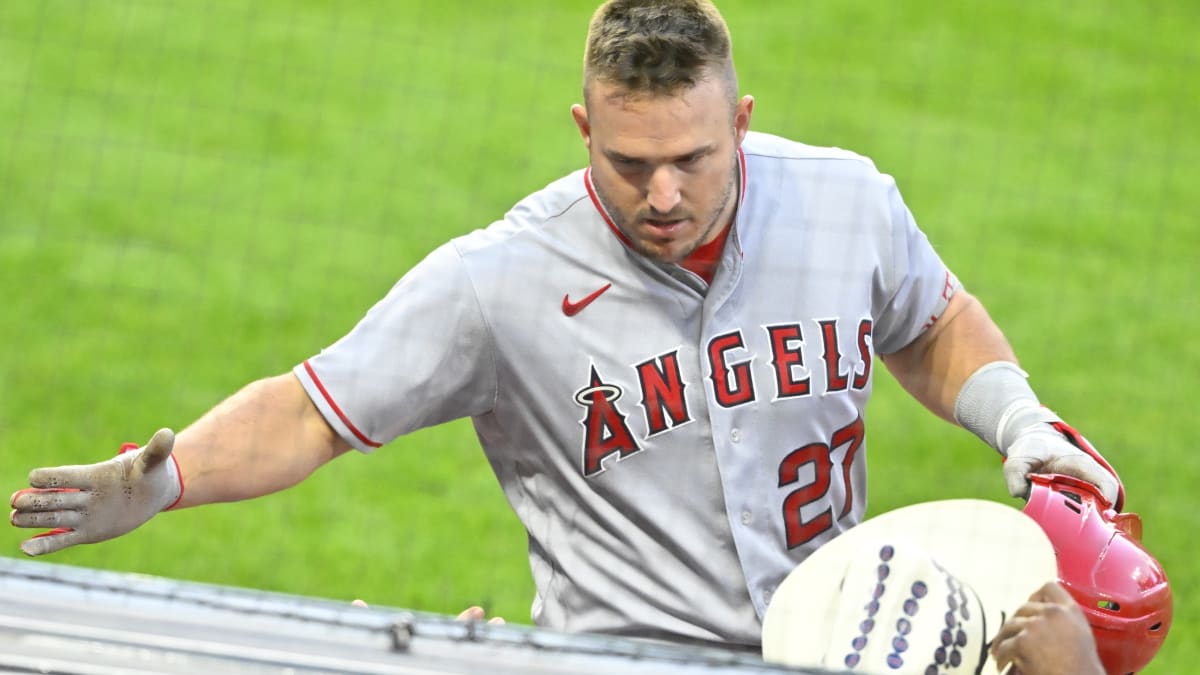 Daily Mike Trout Report: Leadoff double in 9th starts Angels' winning rally  in Cleveland