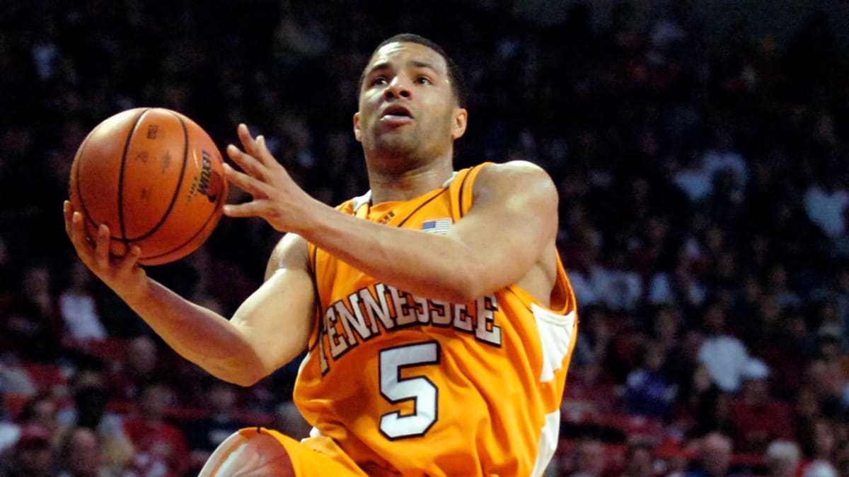 WATCH: Chris Lofton's Unforgettable Tennessee Basketball Highlights