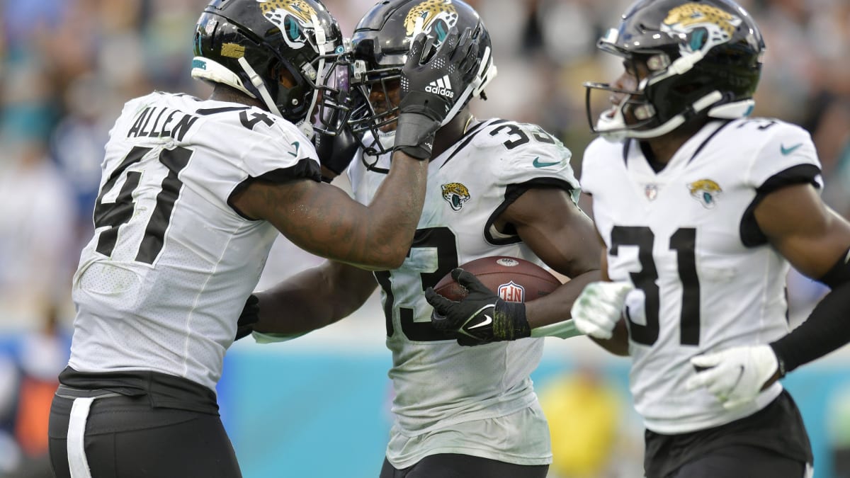 Week 9: Former Ute Devin Lloyd seals Jaguars' victory over Raiders