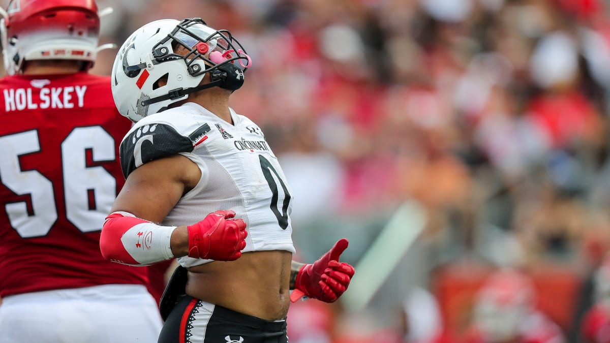 Cincinnati Bearcats Edge Rusher Jabari Taylor Declares for 2023 NFL Draft -  All Bearcats