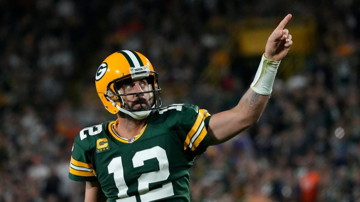 Rodgers' 4 TD passes help Packers roll over Bears 41-25