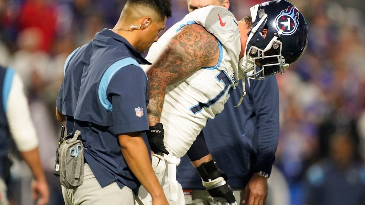 Tennessee Titans' Taylor Lewan is still making an impact while on IR