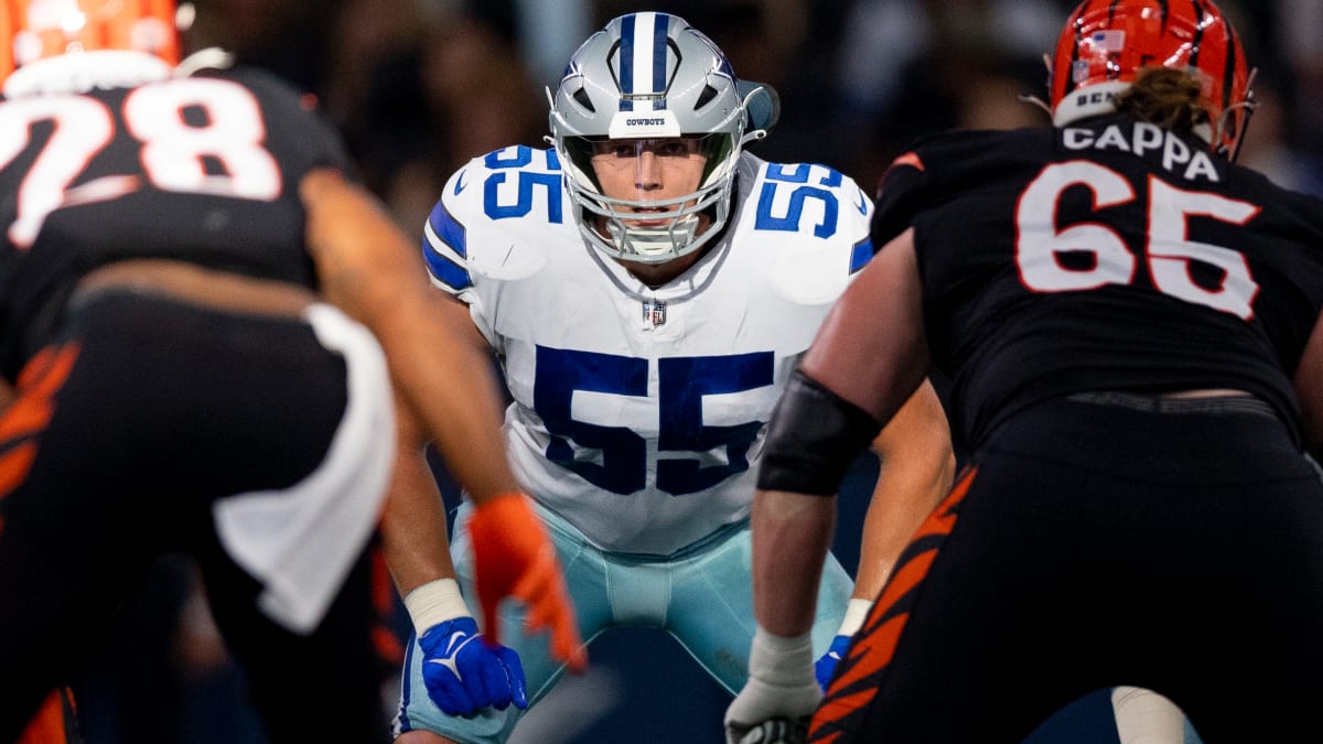 Why does Leighton Vander Esch wear a neck brace? How Cowboys star