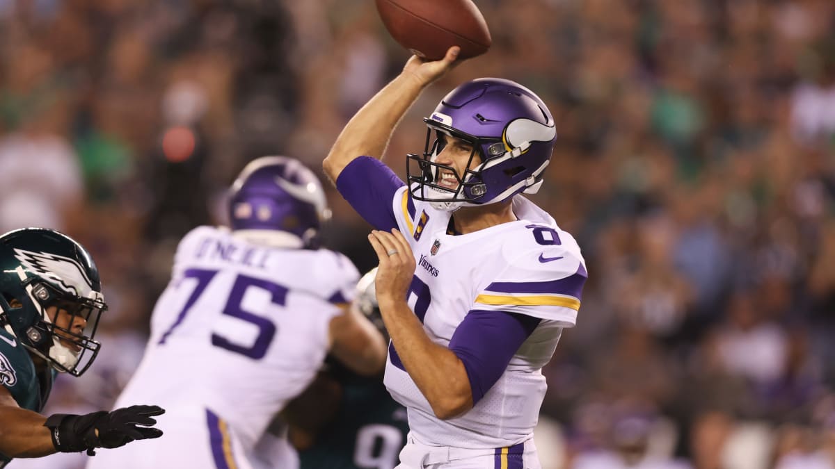 Cousins, Vikings aim to keep themselves protected vs. daunting Eagles  defense NFL - Bally Sports