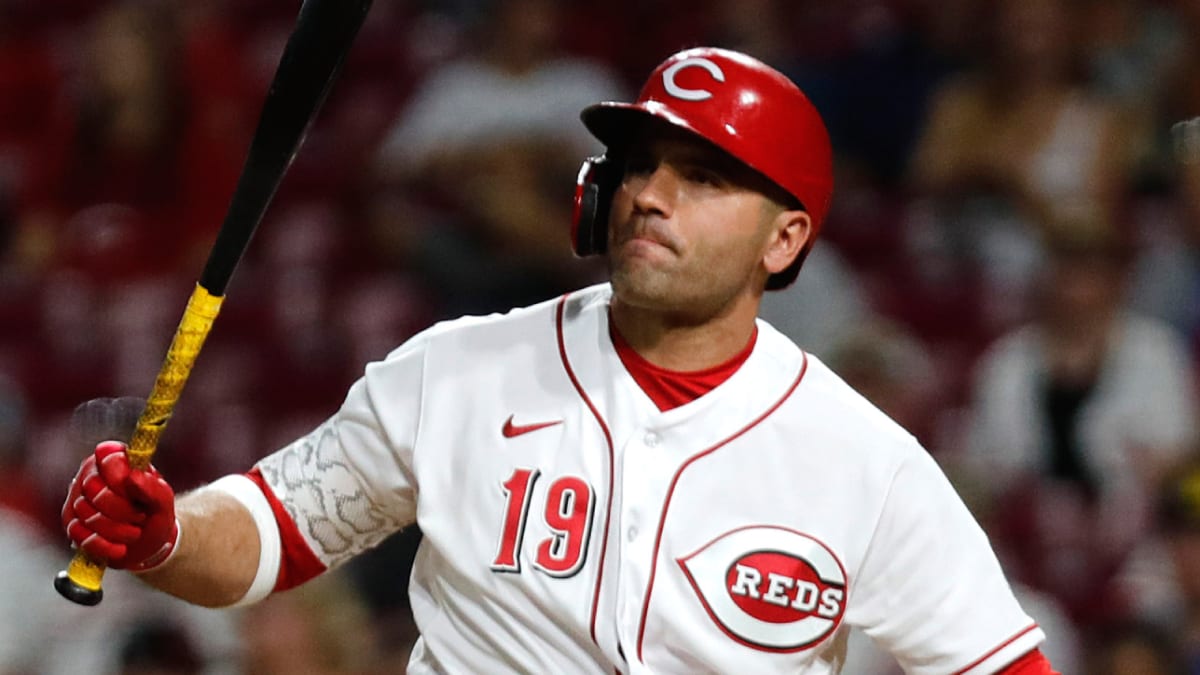 Watch: Injured Reds star Joey Votto watches game with fans in the