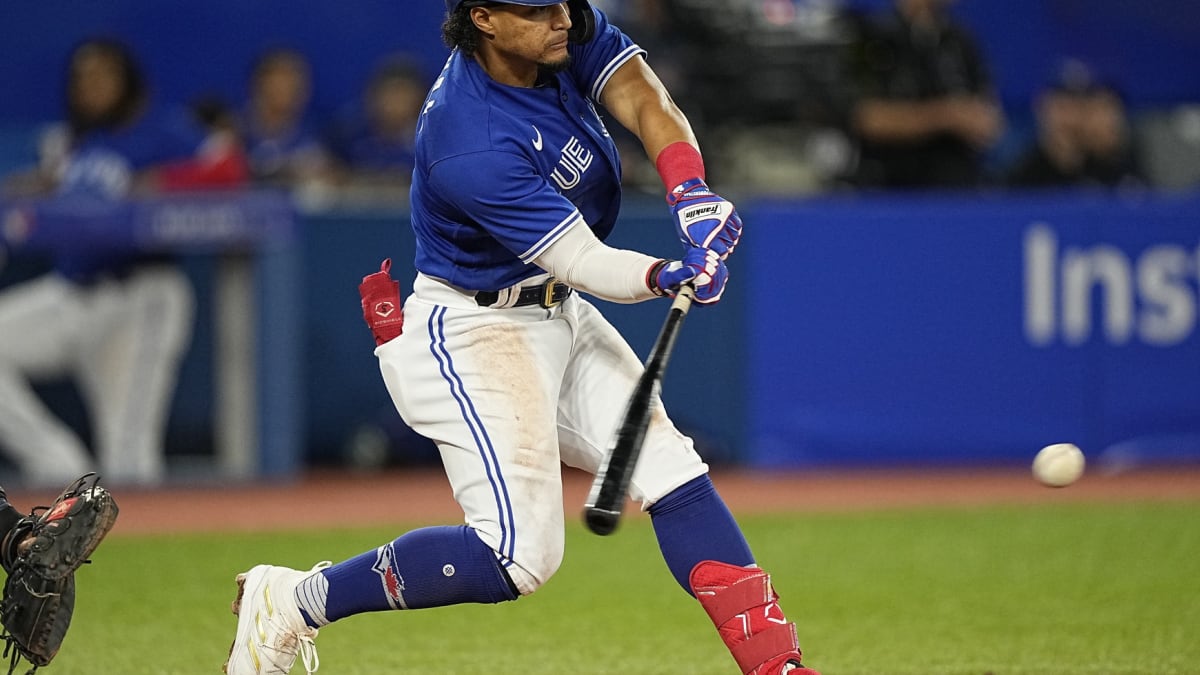 Santiago Espinal's RBI single, 09/10/2023