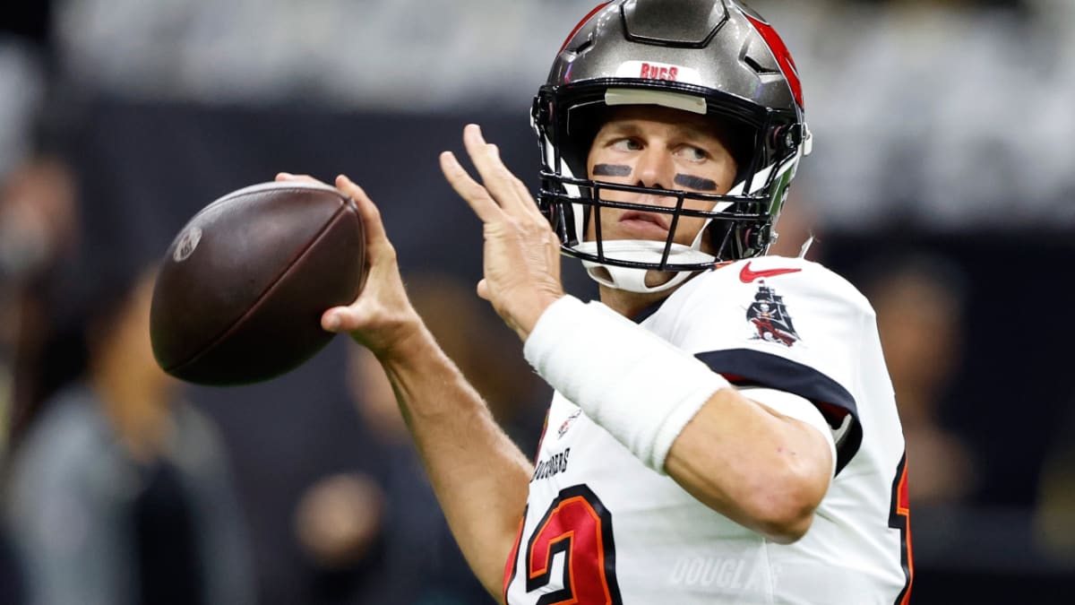 Fantasy Football Wild Card Stat Projections: Quarterback Rankings - Sports  Illustrated