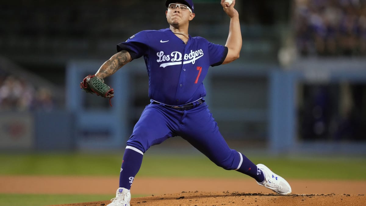 Dodgers' Julio Urías, Dave Roberts among BBWAA awards finalists