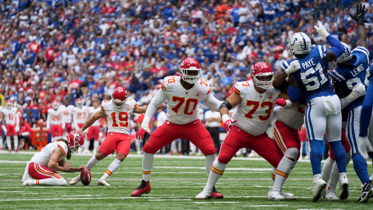 Chiefs release kicker Matt Ammendola after he missed field goal and extra  point during 3-point loss to Colts