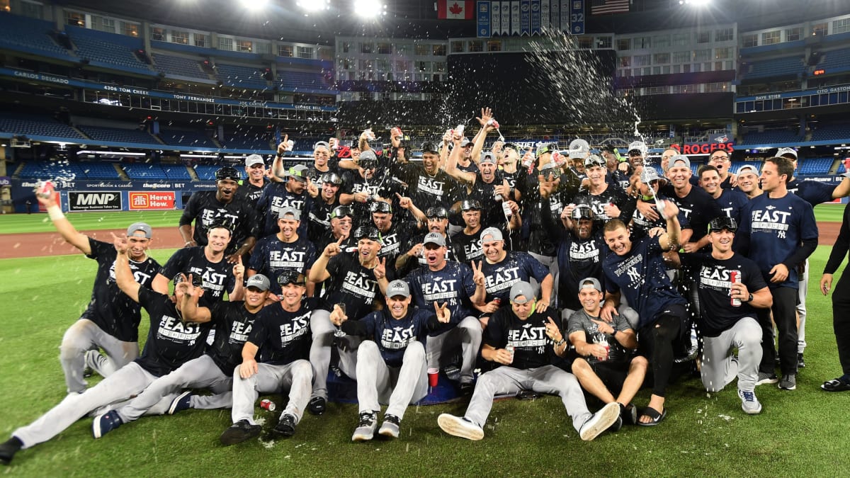 Yankees clinch 2022 American League East title