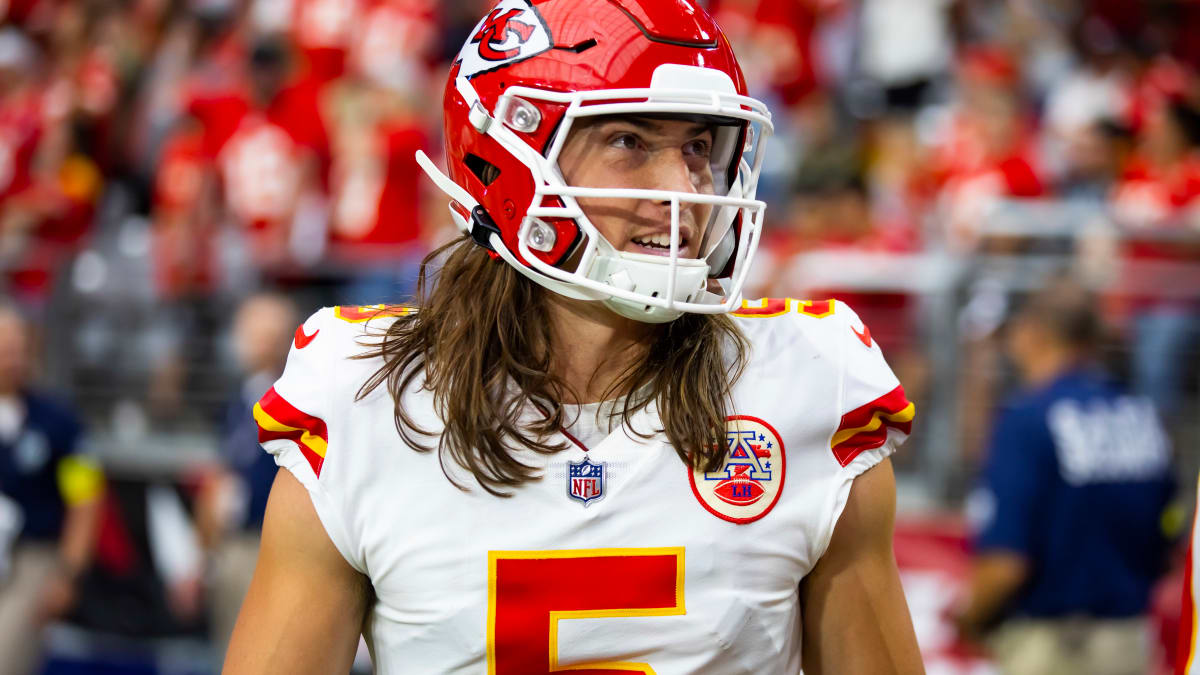 Chiefs' Harrison Butker defends Tommy Townsend amid holder controversy -  Arrowhead Pride