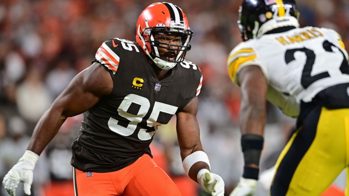 Cleveland Browns' Myles Garrett returns to practice nine days after  single-car crash