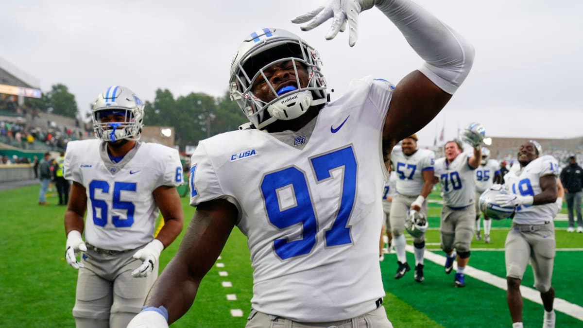 Friday College Football Sharp Report: UTSA-MTSU, Washington-UCLA