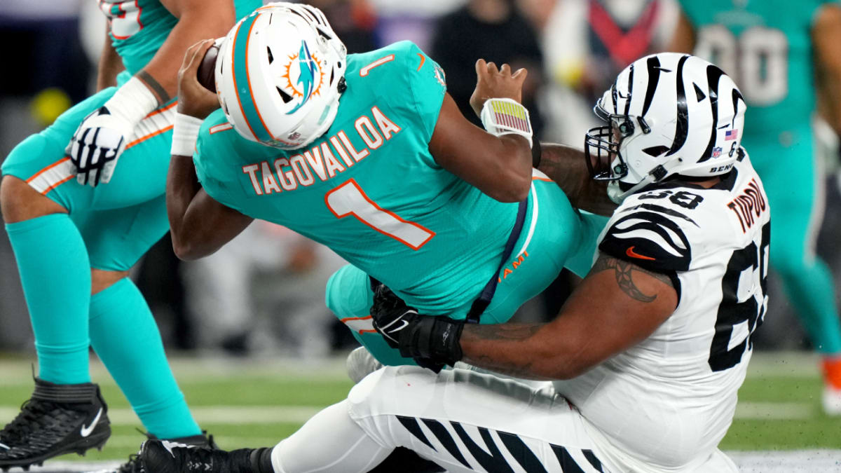 Miami Dolphins Defense Saves the Day in Tua's Return - Sports Illustrated  Miami Dolphins News, Analysis and More