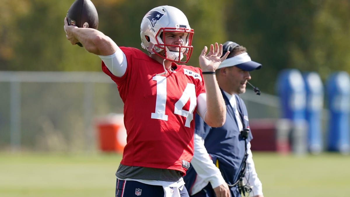 Patriots QB depth chart: Bailey Zappe, Garrett Gilbert are New England's  top passers after Mac Jones injury