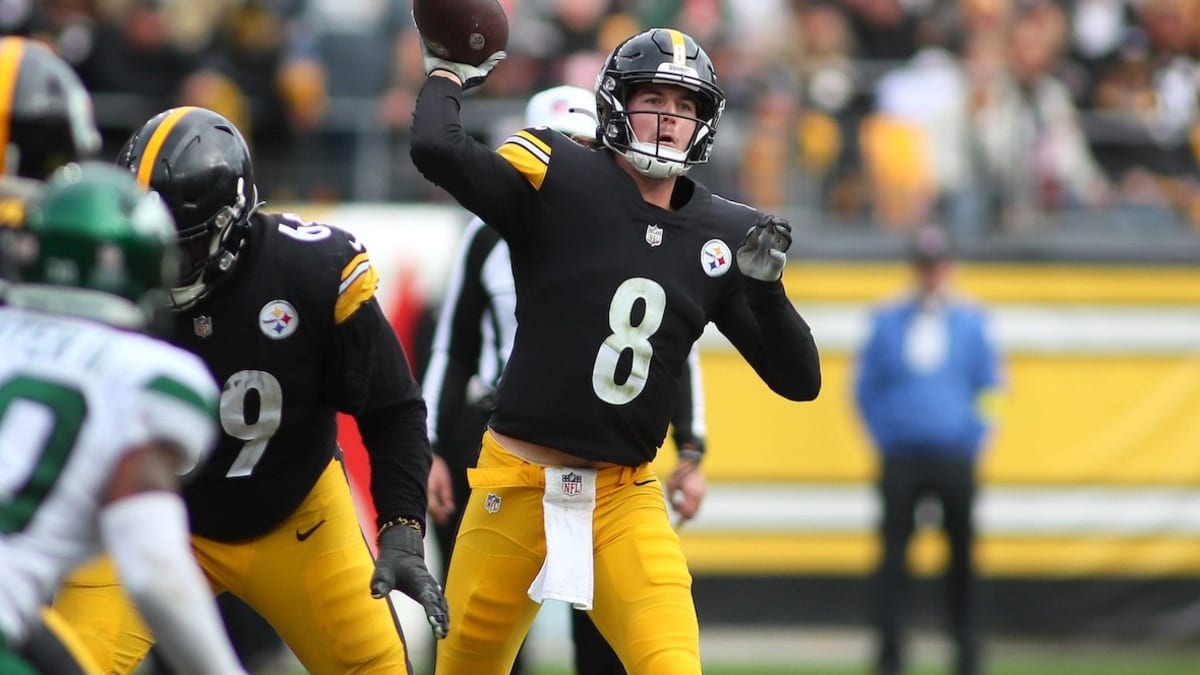 Kenny Pickett Makes Steelers Debut, But Not Named Starting Quarterback