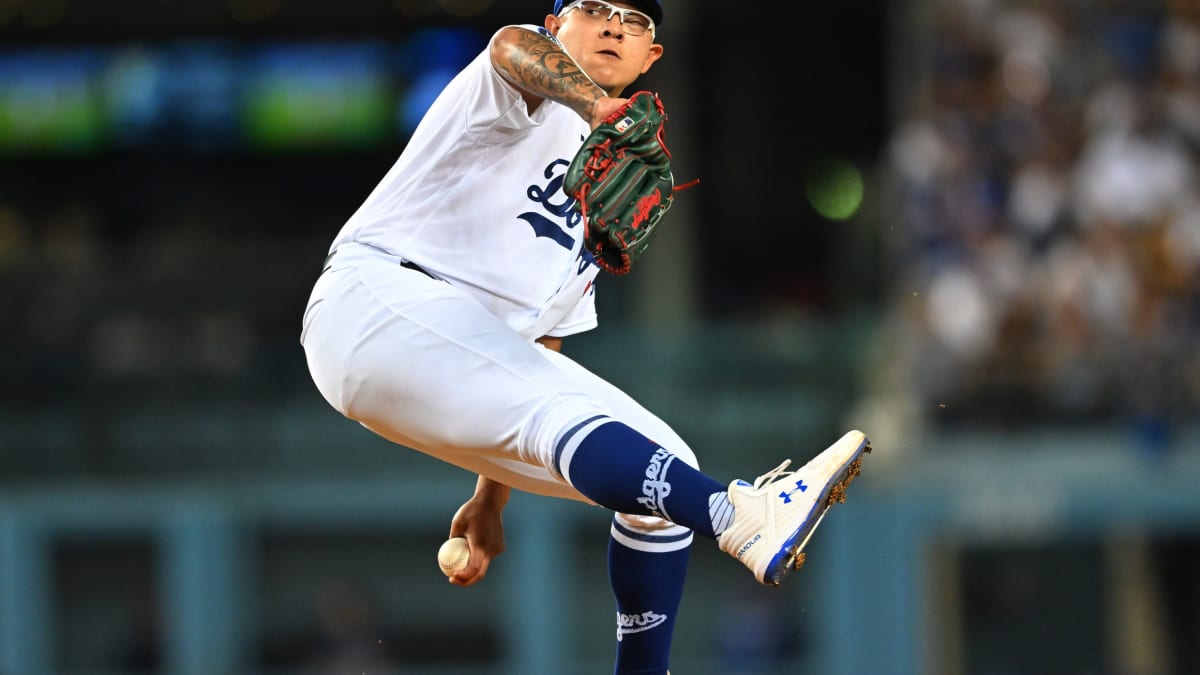 Roberts: Urias was best option in 8th, still slated to start Game 4