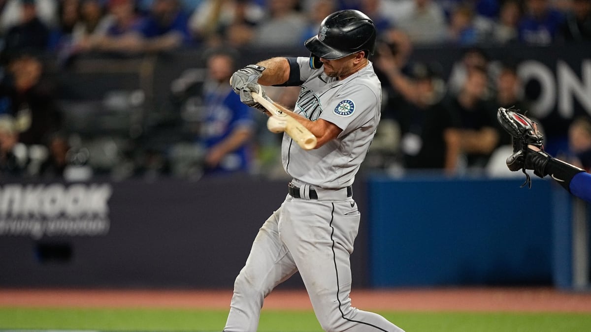 Seattle Mariners second baseman Adam Frazier (26) before the MLB game  between the Houston Astros and the Seattle Mariners on Tuesday, June 7,  2022 at Stock Photo - Alamy