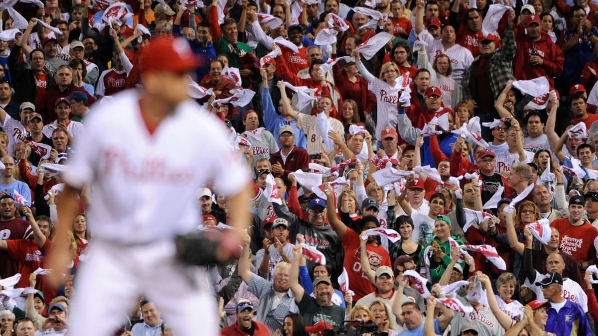 Rally towels are thrown to the fans attending the Official Super