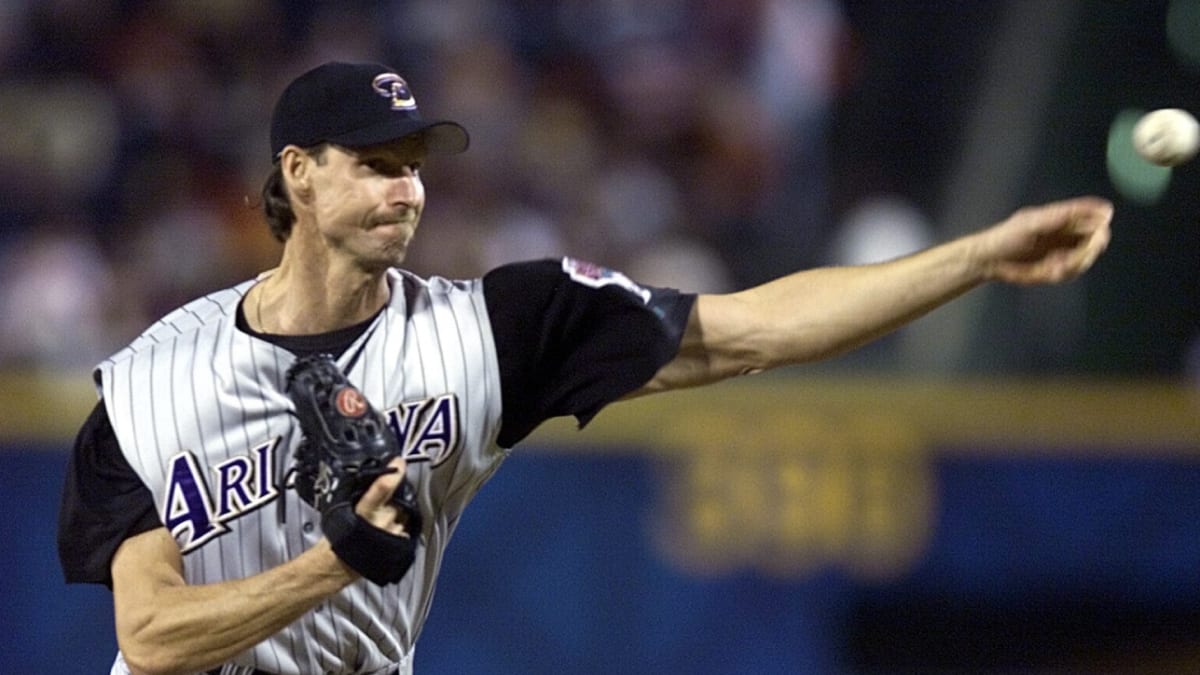 Picture of MLB Great Randy Johnson Photographing NFL Game Goes Viral -  Sports Illustrated